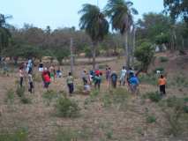 Nicaragua: nouvelle antenne et plantation dans une école