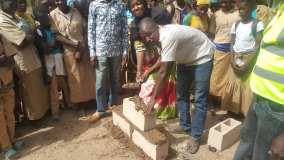 Journée Mondiale des Toilettes avec l'association KYNAROU et son partenaire SEEPAT au Burkina Faso