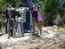 Gonaïves: un 1e bénéficiaire des toilettes écologique